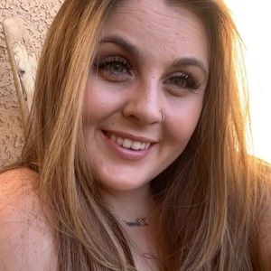 Meet your Posher, Cynthia